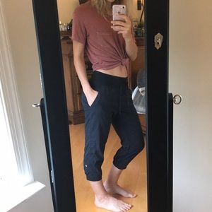 Lululemon Black Crop Studio Pant Size 4
